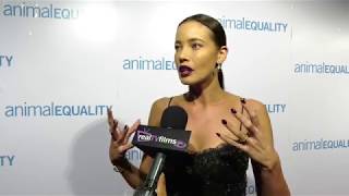 Stephanie Corneliussen , Mr. Robot, Animal Equality Gala 2017