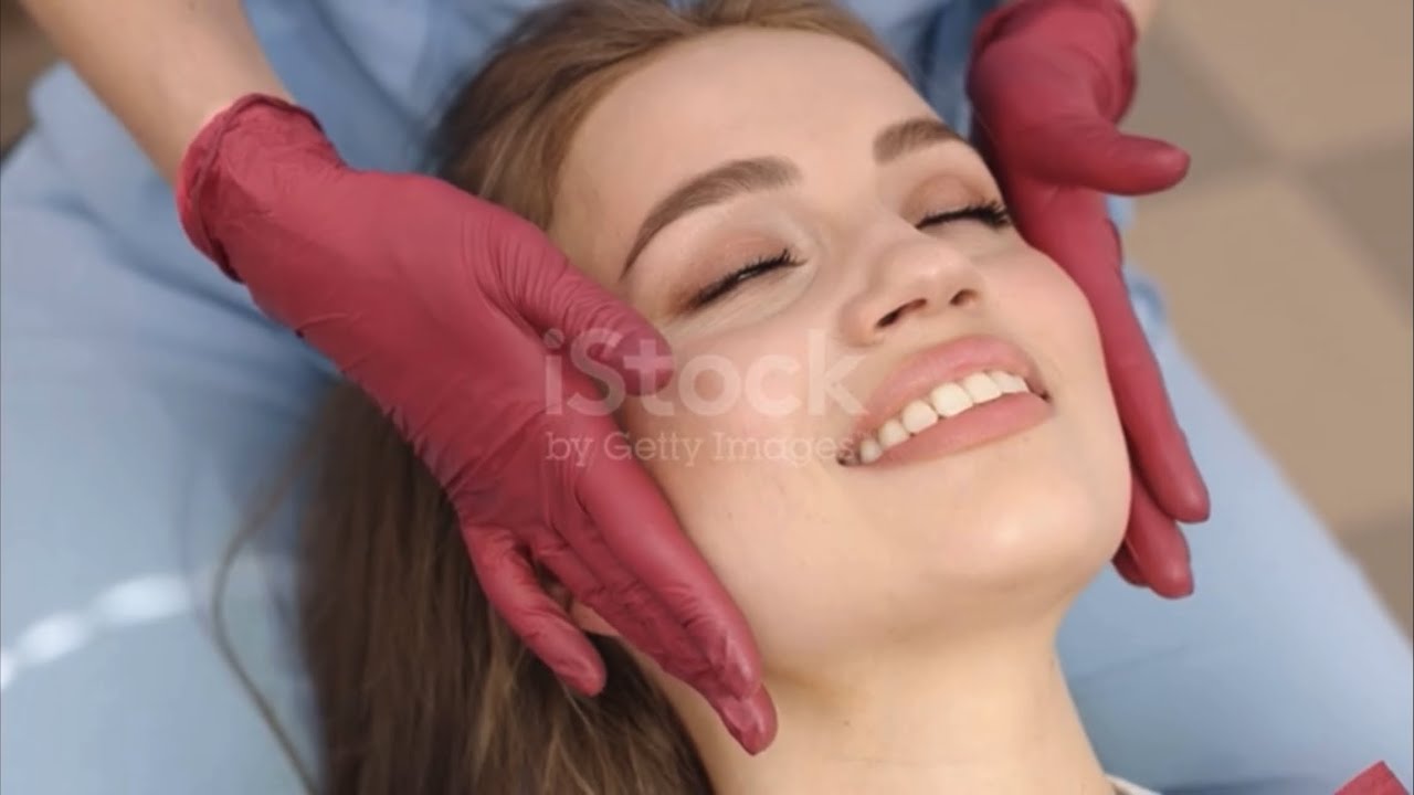 Russian Female Dentist performs exam on Female Patient❤️🦷