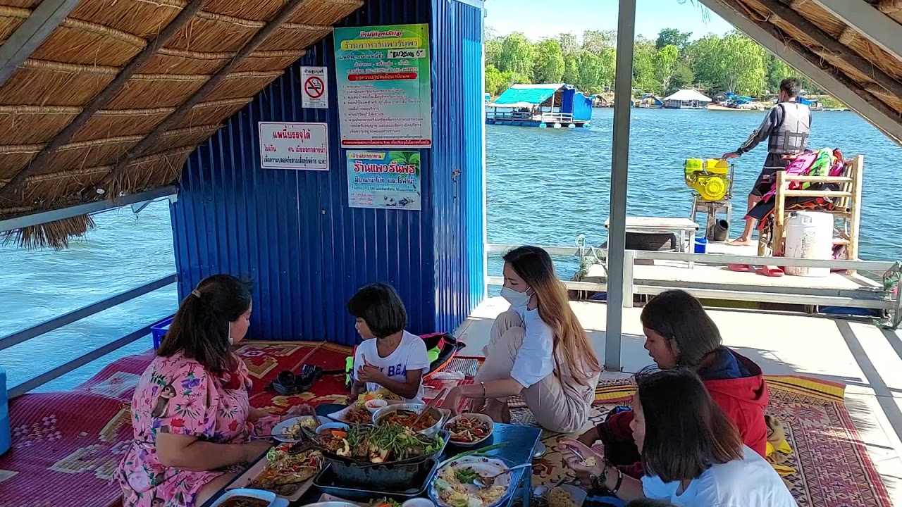 พาสาวๆล่องแพเขื่อนลำปาวที่กาฬสินธุ์