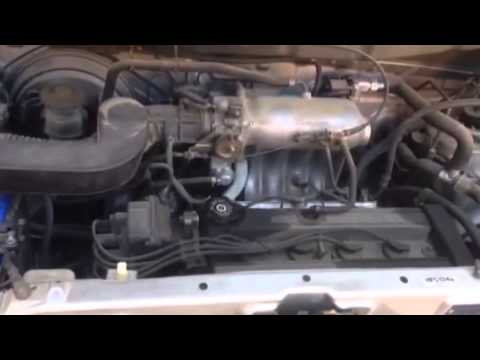 ステップワゴンのエンジン音が異常にうるさい H26 9 12 Youtube