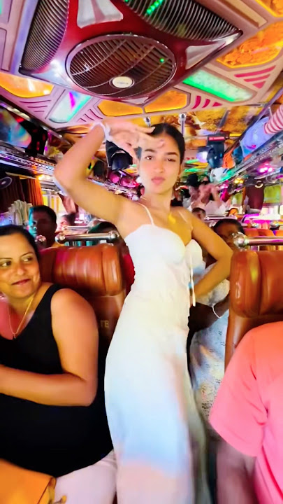 Kokara kokara ko bus dance Sri lanka 🇱🇰🇮🇳