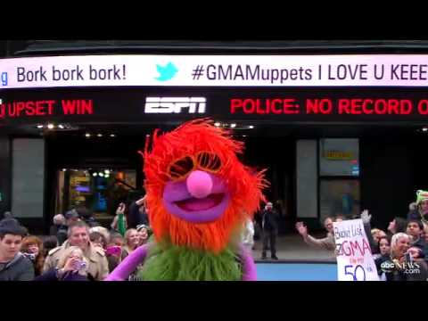 "Muppet Mania on GMA" (5/8) - Mahna Mahna