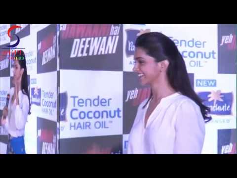 deepika-padukone-in-loose-top-and-skirt-looks-stunning!!