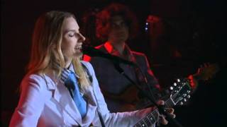 Miniatura de vídeo de "Aimee Mann - deathly (live)"