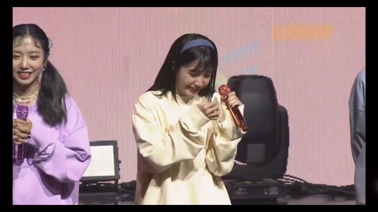 211231 Apink [에이핑크] Eunji Crying 😭 #apink #pinkeve