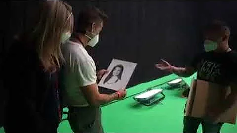 Victor Ku Gifts Zack and Debbie Snyder a Portrait ...