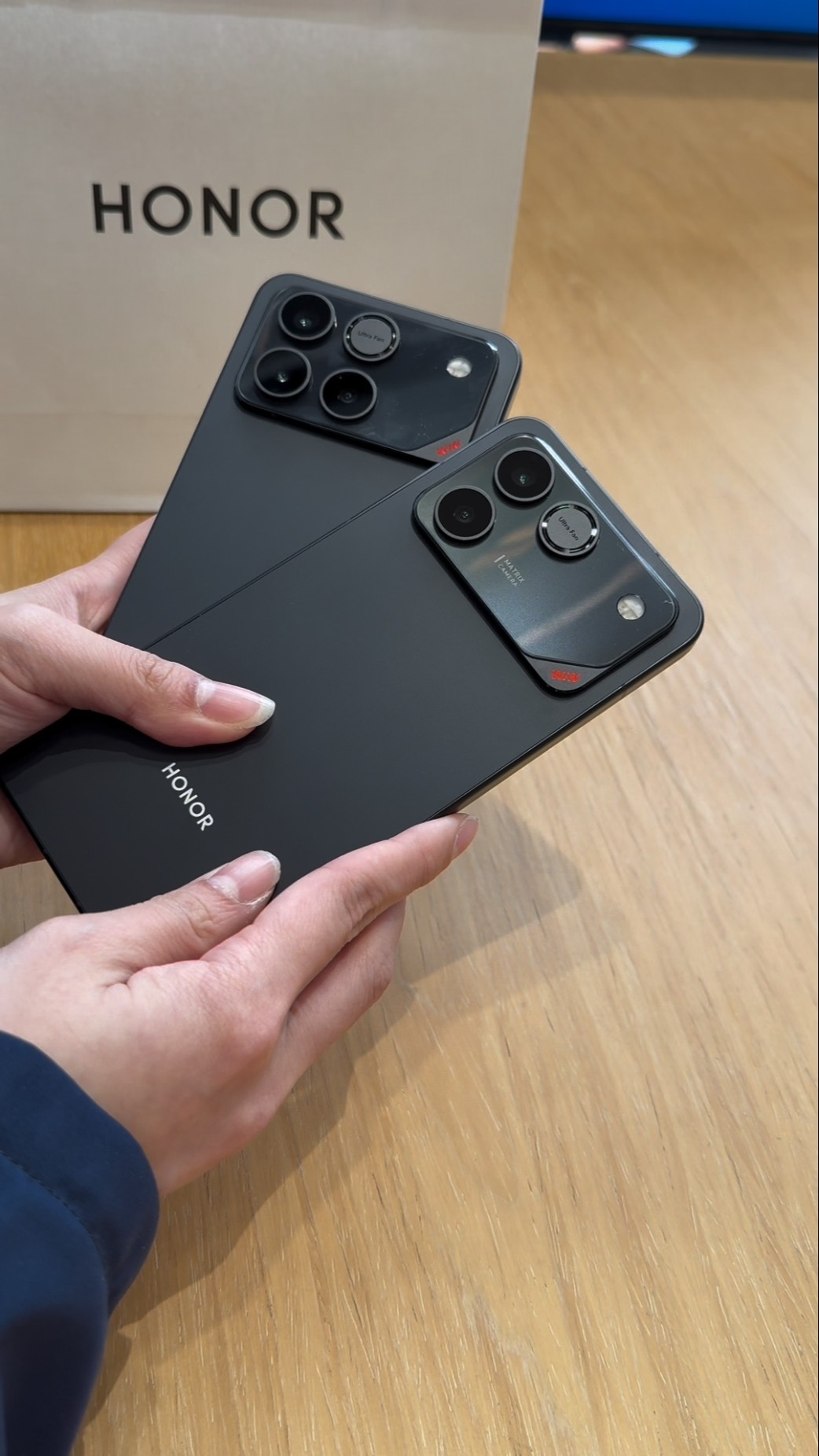 Honor WIN & Honor WIN RT Black a Quick Unboxing - YouTube