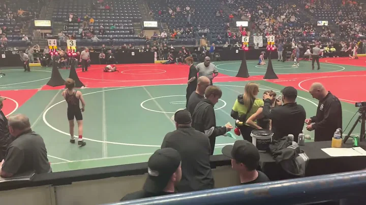 Grayson Debevoise (Fall) vs. Thomas Gorski, 90lbs ...