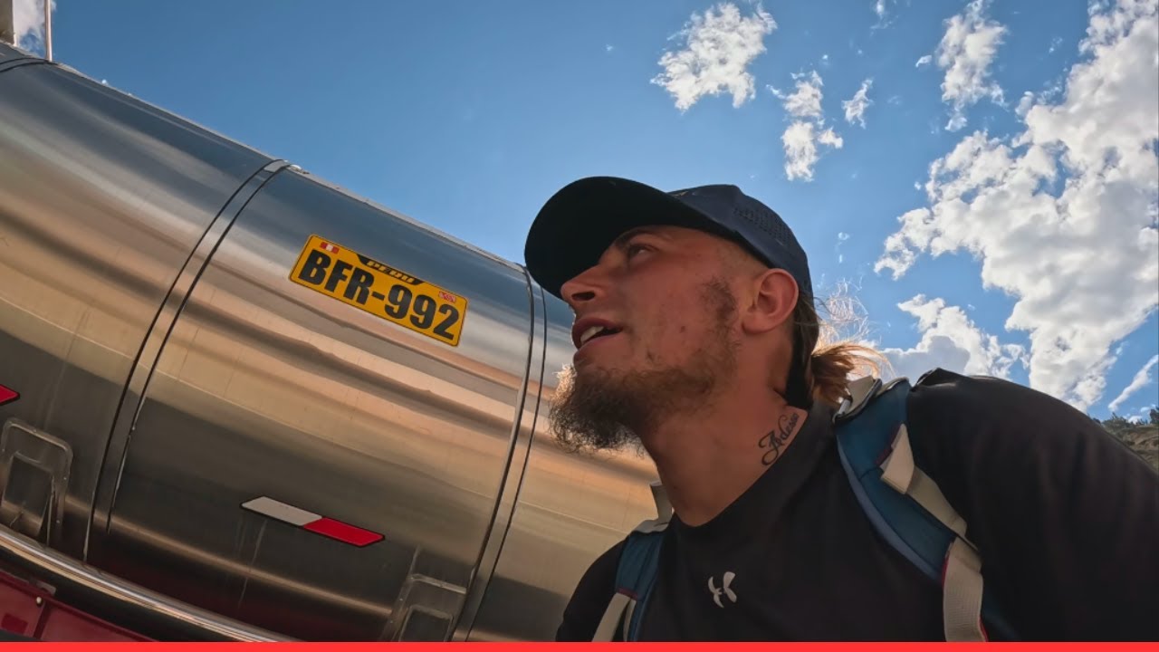 Una Bici entre Camiones