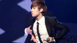 [Fancam] 111206 성규 - 틱톡+내꺼하자 @MBN show K music