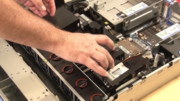 Lenovo ThinkSystem SR650 installing an air baffle