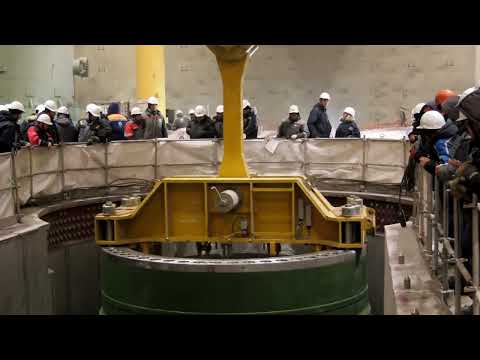 Видео: На Курской АЭС-2 установили корпус реактора ВВЭР-ТОИ