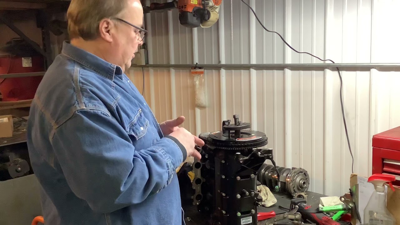 MERCURY 40-60 HP FOUR STROKE FLYWHEEL REMOVAL