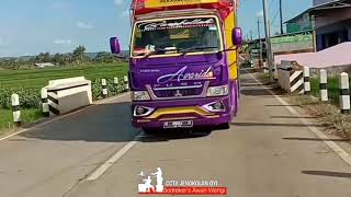 Ketemu truck AVARIDO lagi😜 || lagu Nutupi Laraku || CCTV JENGKOLAN OYI