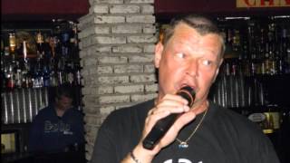 Wim Schurer zingt 'Alles in het leven'