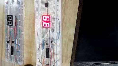 Contador automático 0 a 99 1 segundo de retardo con PIC y ensamblador