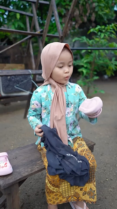 Wow, mom's shoes are clean #drama #shortfilm #comedy #nabeldanmama #shortvideo