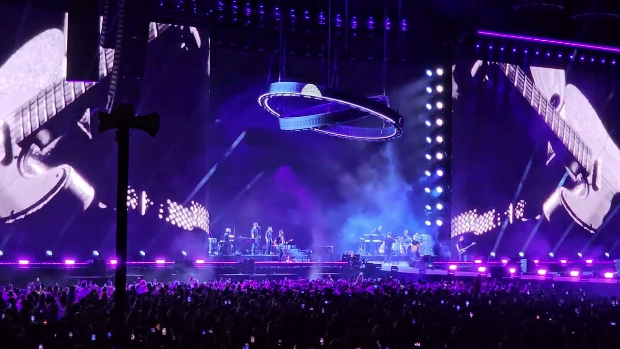 Cesare Cremonini - Poetica (Live Messina)