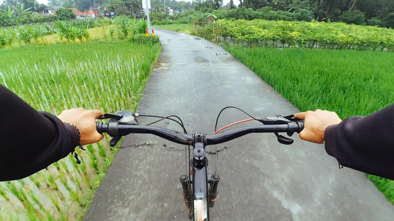 A Peaceful Cycling Ride Around Borobudur | DAY 1