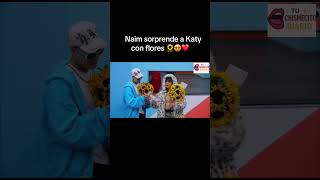 Naim sorprende a Katy con flores 🥰🌻❤️.. #fblifestyle #lamansion #flores #girasoles
