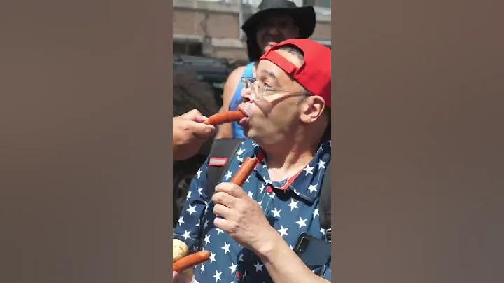 Fourth of July in Coney Island                  Credit @sidetalknyc