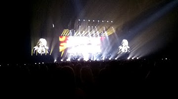 Céline Dion - How Does A Moment Last Forever (June 17th 2017, Tele2 Arena, Stockholm)