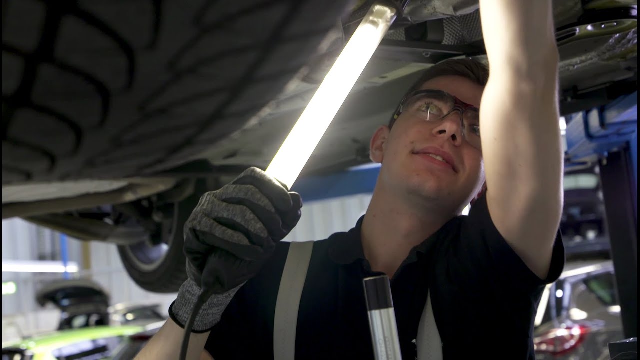 Ausbildung Zum Kfz Mechatroniker