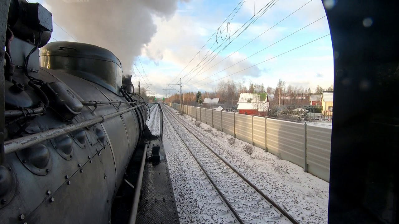 Ukko-Pekan matkassa / Driving a steam locomotive