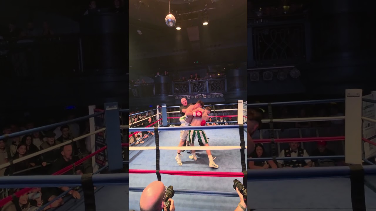 Boxer HEADBUTTS opponent 🔥