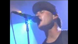 Download lagu Blink-182 - Carousel (Live Chicago 2001)