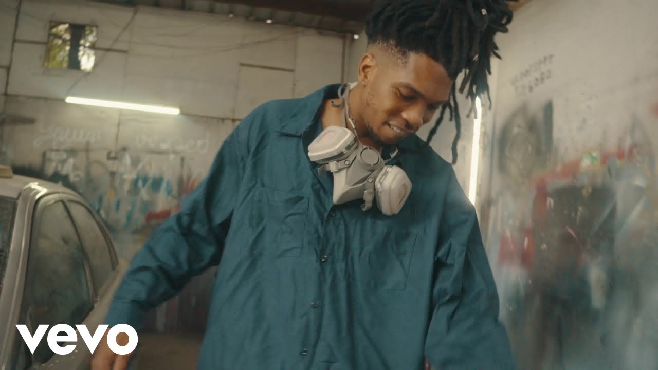 D'Yani, Bulby York - Nine To Five | Official Music Video