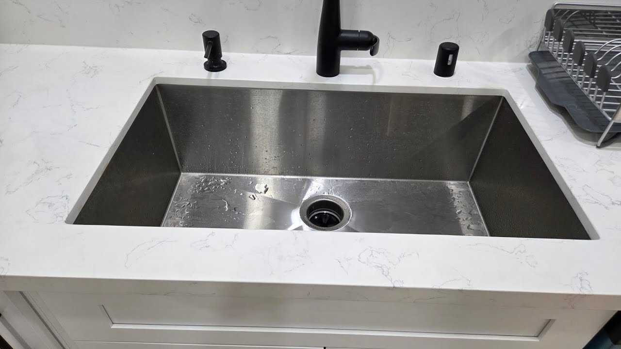Кухонная мойка Kraus Standart Pro 30 дюймов, встраиваемая под столешницу, с одной чашей, из нержа...