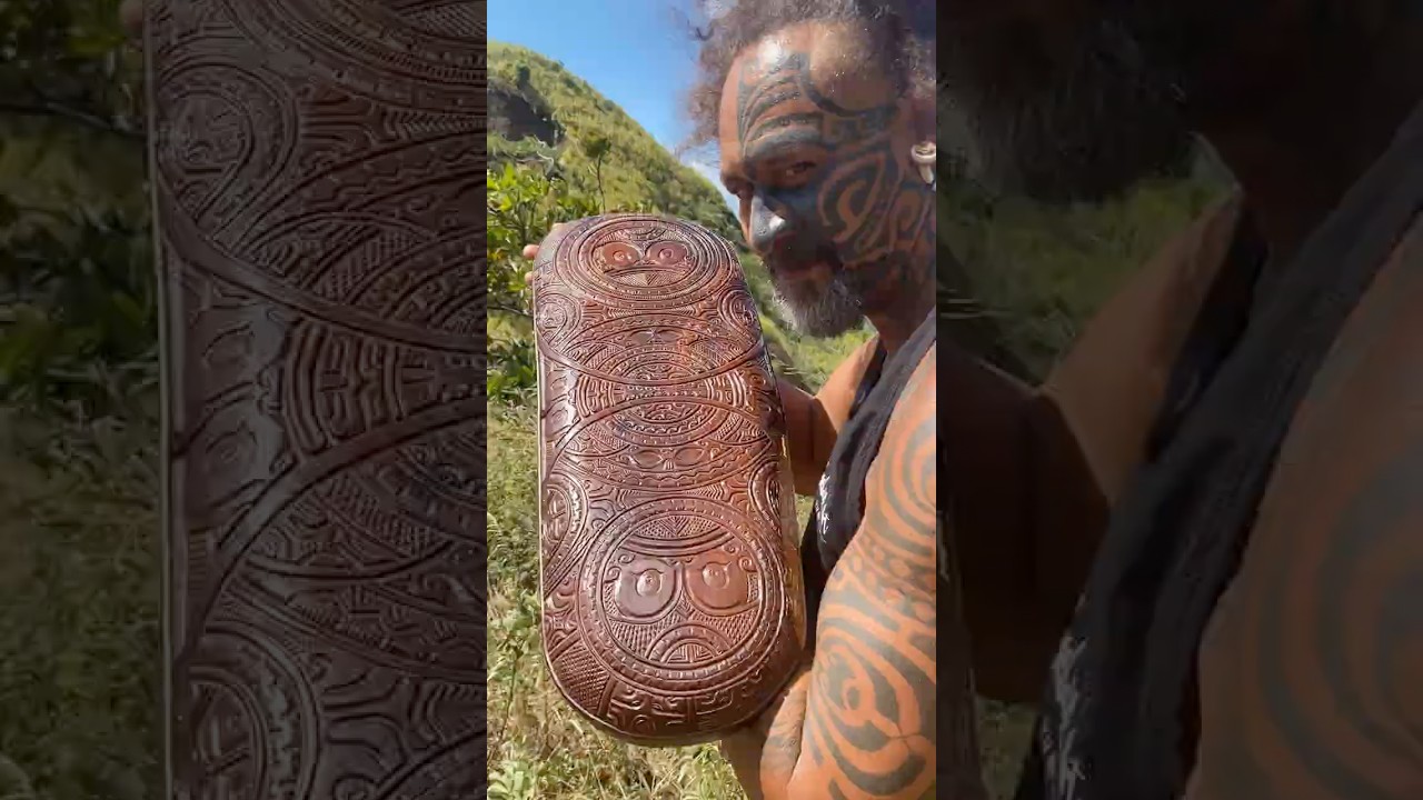 Carving a Marquesan tiki bowl by hand 🪵🖐️ 