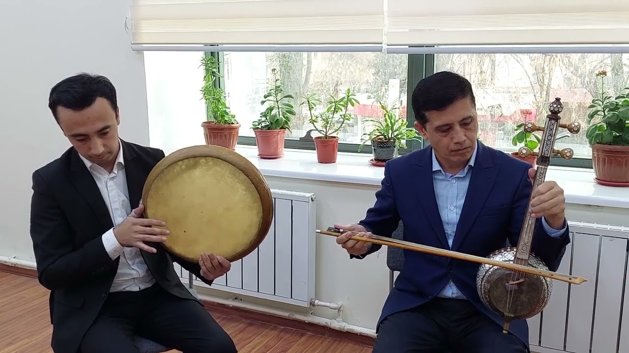 Savti Kalon Nabijon Qodirov ijrolarida doirada Umidjon Malikov