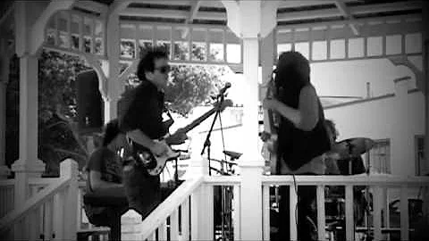 The Grand Silver Dollar - "Cortez the Killer" [Nei...