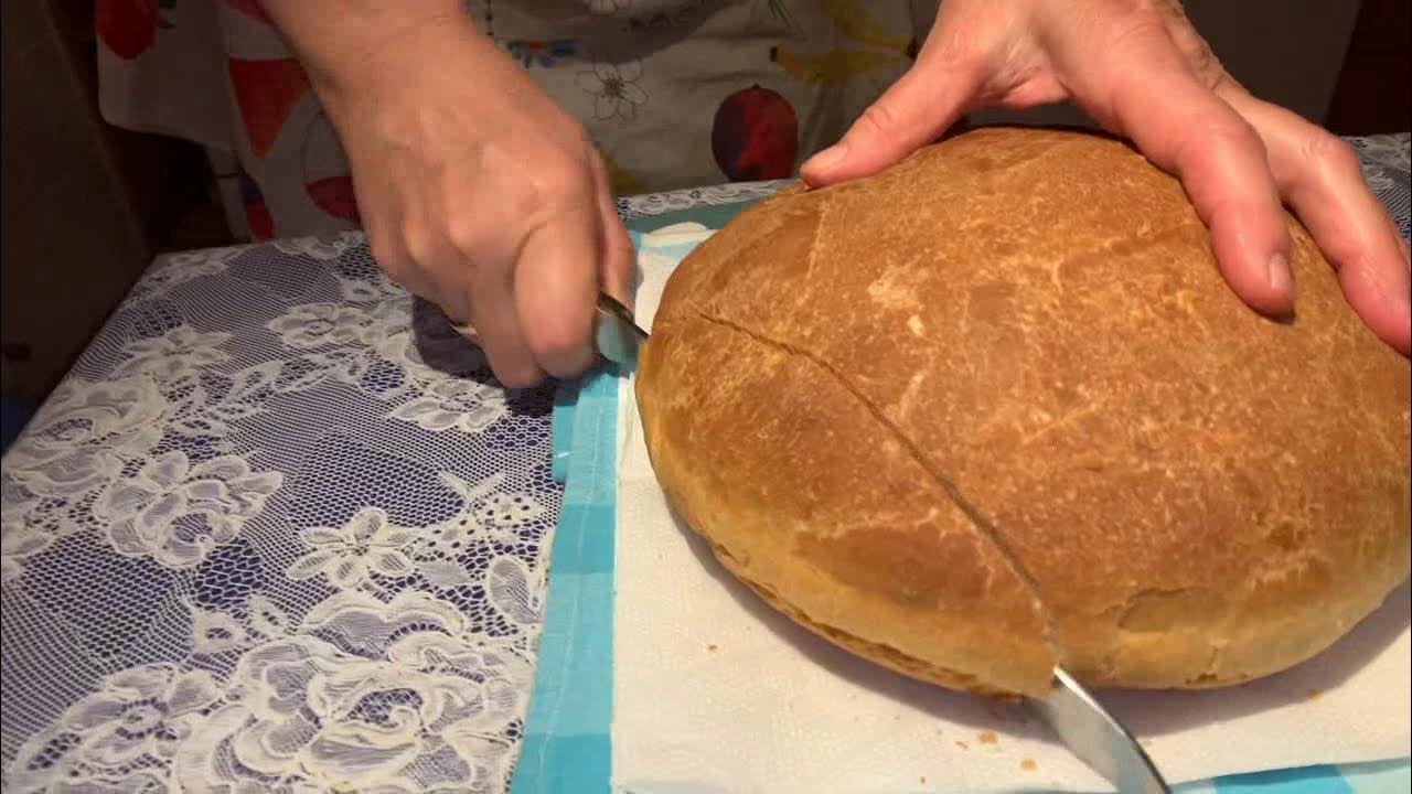 Пахнет хлебом в доме нашем слушать. Пахнет хлебом в доме нашем слушать. Какой хлеб не аллергенный. Каймак на хлебе. Аромат хлеба.