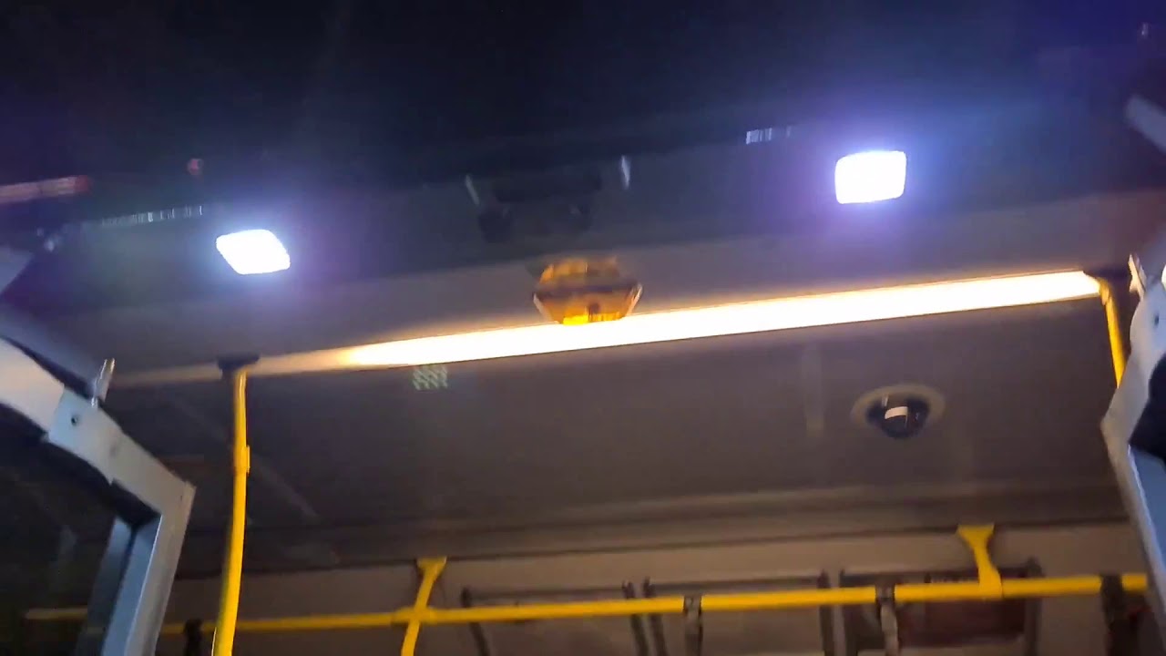 Bus Tür auf und zu Tür 3 [Citaro Facelift G] Hochbahn 7923 [1080p] HD