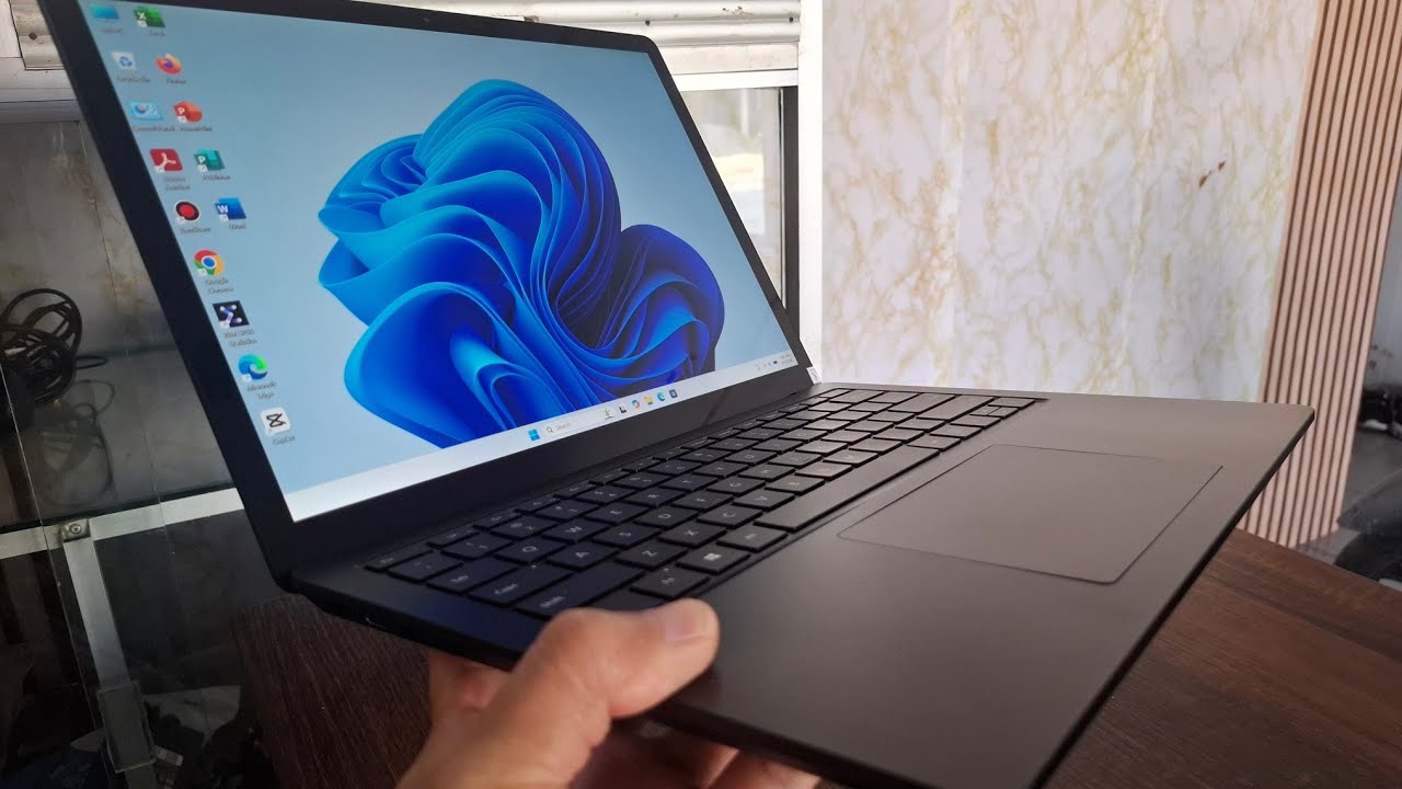 Surface Laptop 4 Quick Review: Super Fast 11th Gen Core i7! - YouTube