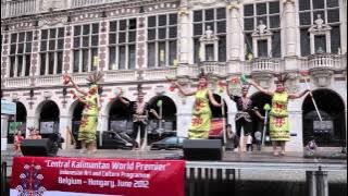 Tari giring-giring (Central Kalimantan - Indonesian dance)