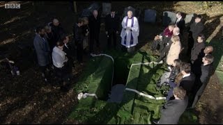 EastEnders - Ronnie And Roxy's Funeral