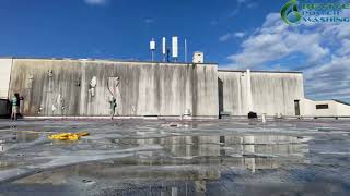 Soft Washing a Stucco Building: Time Lapse screenshot 3