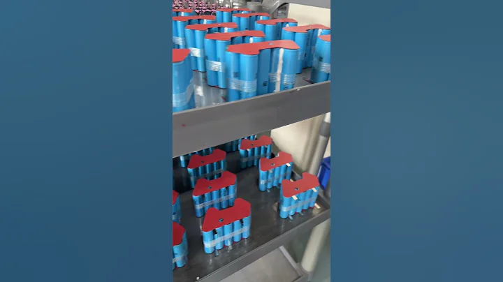 Looking for a high-capacity V-mount battery for your devices? The YINCHEM YC-BP2160S can help!🤩