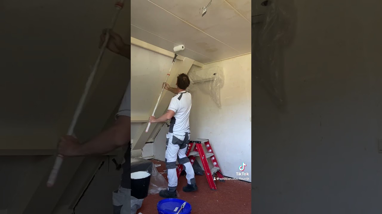 Restauratiewerk m.b.t. plafond in Enschede