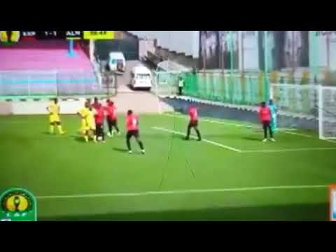 هدف لاعب المريخ بكري المدينة في شباك الإكسبريس الأوغندي