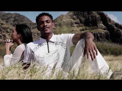 Regardez Humble Mike - Live it up (Official Video) sur YouTube