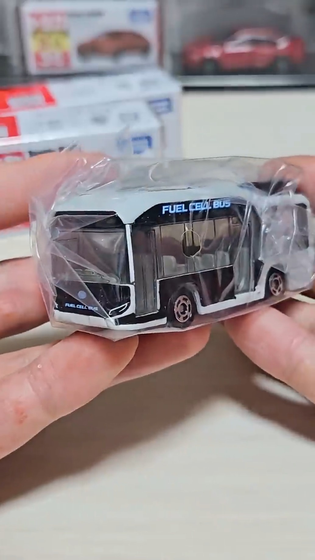 中古トミカ】ホビーオフで購入した箱付き未開封トミカを2台紹介
