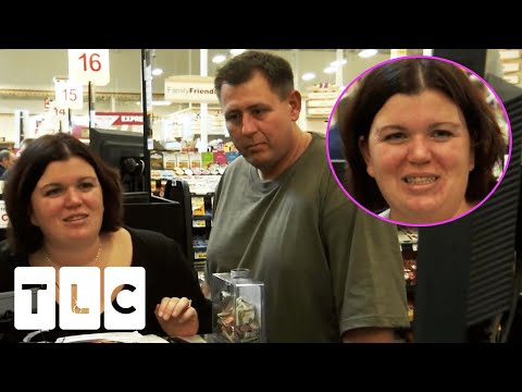 Couple Use Couponing To Save Up For Their Dream Holiday | Extreme Couponing