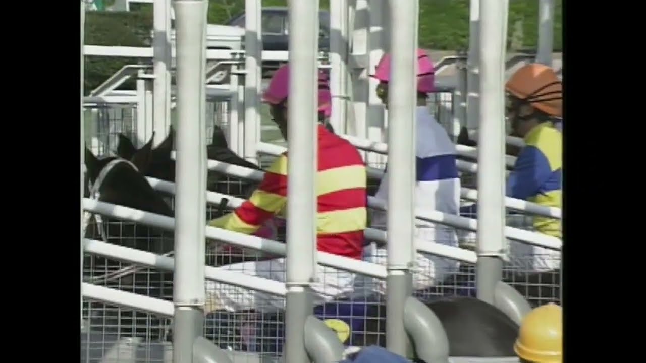 1995年皐月賞 ジェニュイン - YouTube