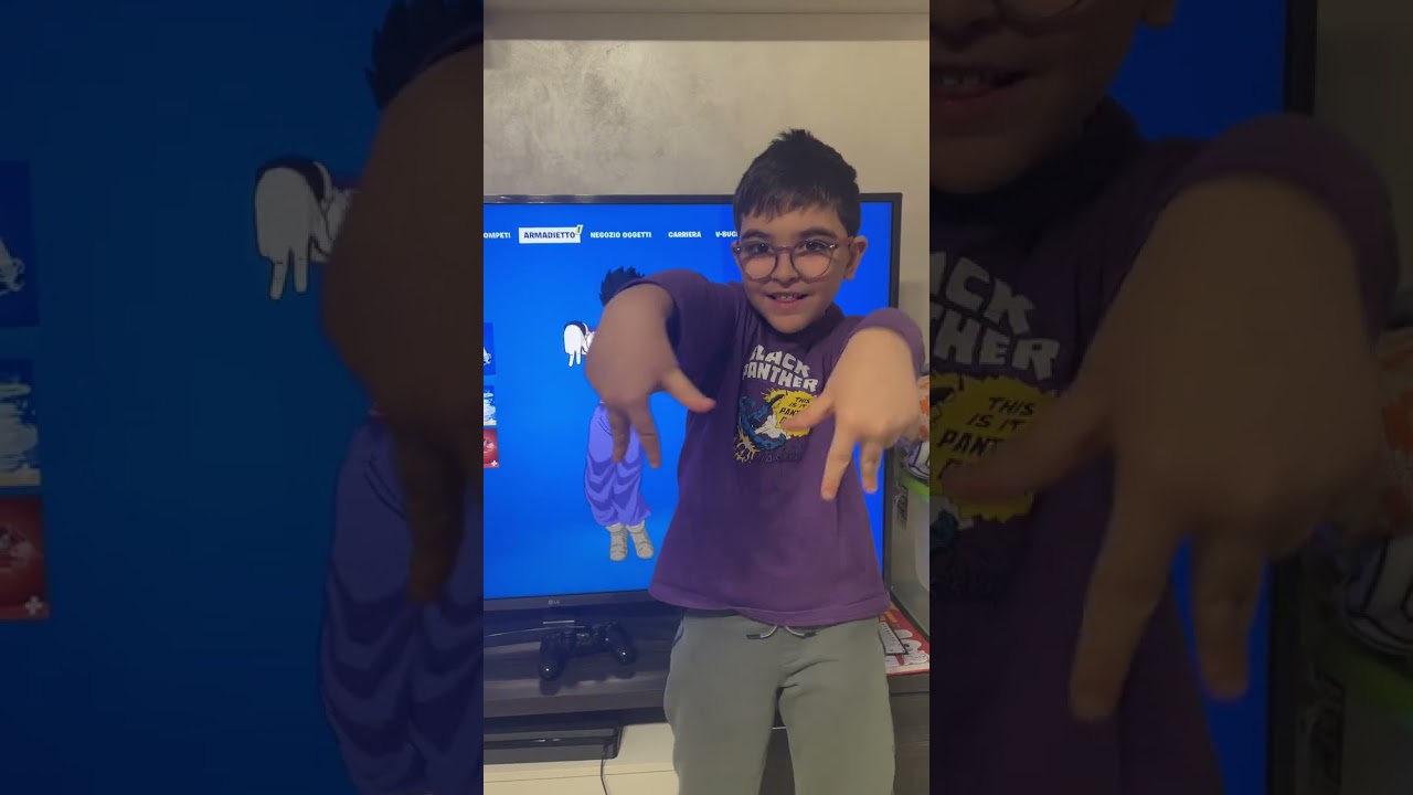 Chicco impara un nuovo ballo di fortnite con mamma! #shorts