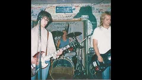 DOM INTELIGENS BEFRIADE - Gud? (1985)